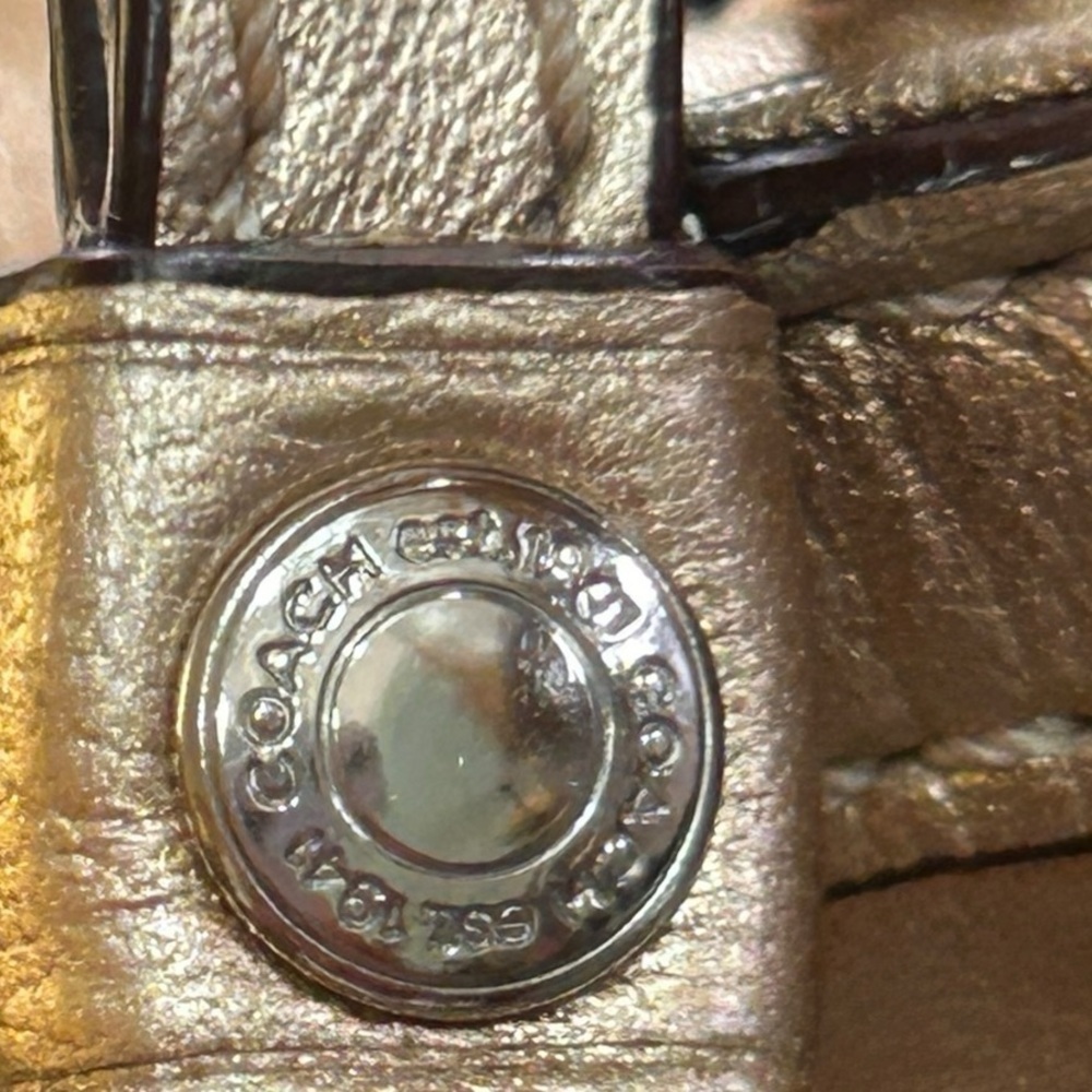 COACH Authentic Gold Leather Multifunction Tote Large Overnight Bag F18878 - Picture 8 of 16